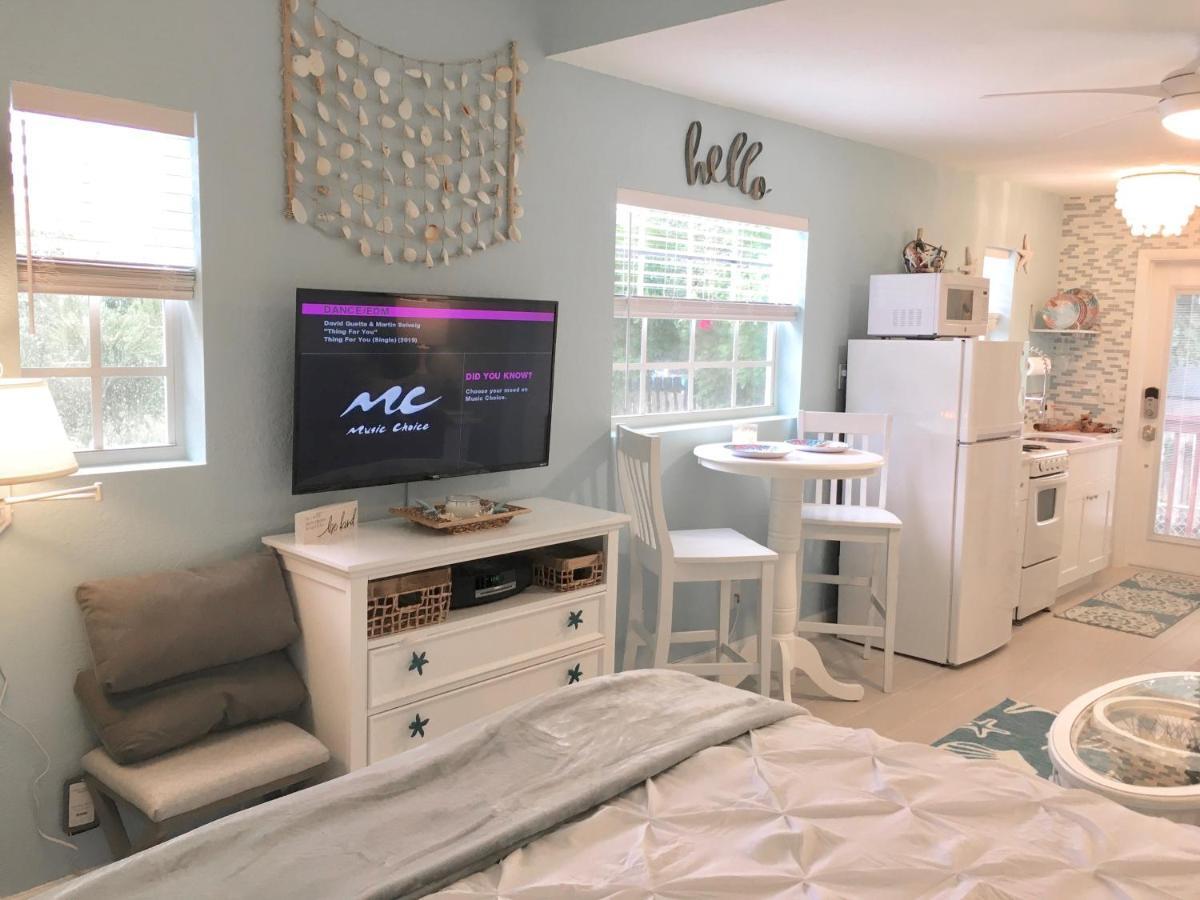 Coastal Studio Escape! North North Naples Esterno foto